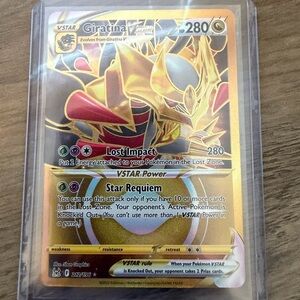 Giratina VSTAR Pokémon Card 212/196